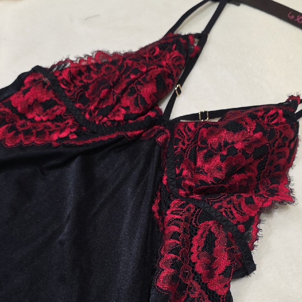 La SENZA Black Chemise with Red Lace Accents